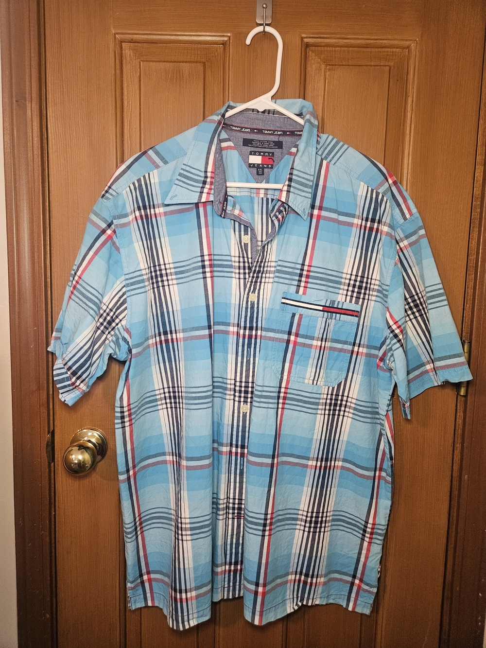 Tommy Hilfiger Men's Blue Plaid Short-Sleeve Button-Up Shirt